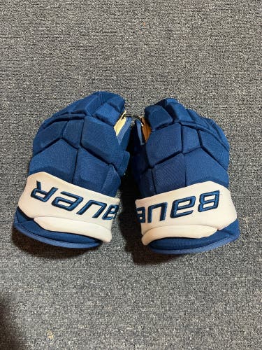 Game Used Blue Bauer Supreme UltraSonic Pro Stock Gloves Colorado Avalanche Toews 14”