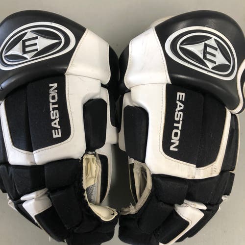 Nearly NEW Easton 14” Stealth S7 hockey gloves