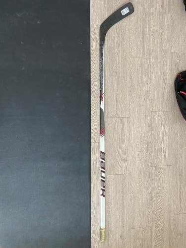 Senior Right Handed P02  Vapor X:60 Hockey Stick