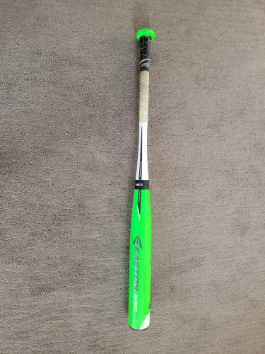 Used USSSA Certified Easton Composite Mako Torq Bat (-10) 20 oz 30"