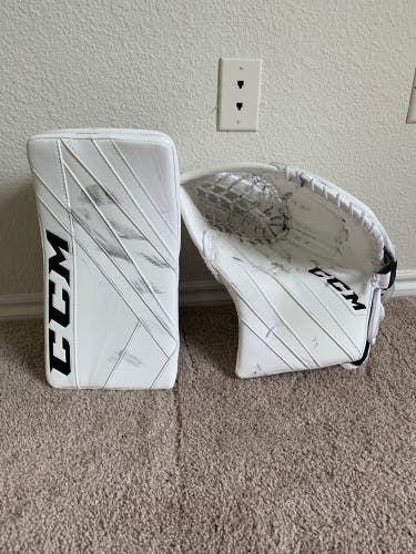 CCM EFlex 5 Glove & Blocker (Like NEW)