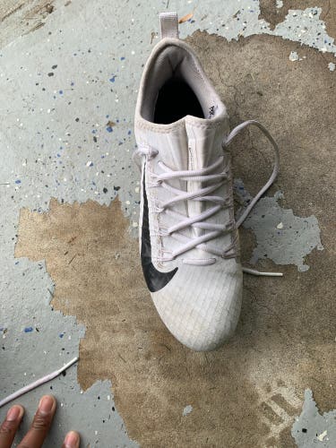 White Men's Turf Cleats Low Cut Huarache