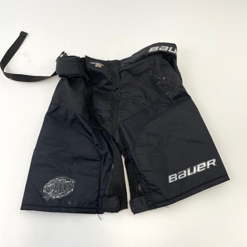 Used Black Bauer Supreme 2s Pro Shell | Junior XL | #N93