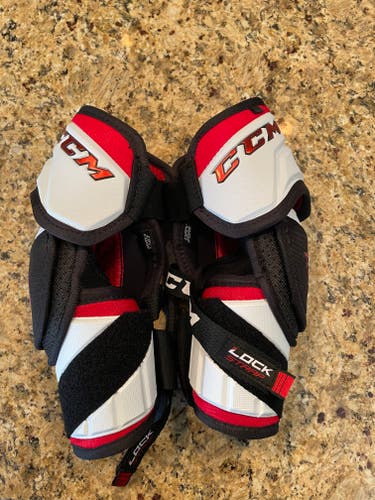 New Large CCM JetSpeed FT4 Pro Elbow Pads