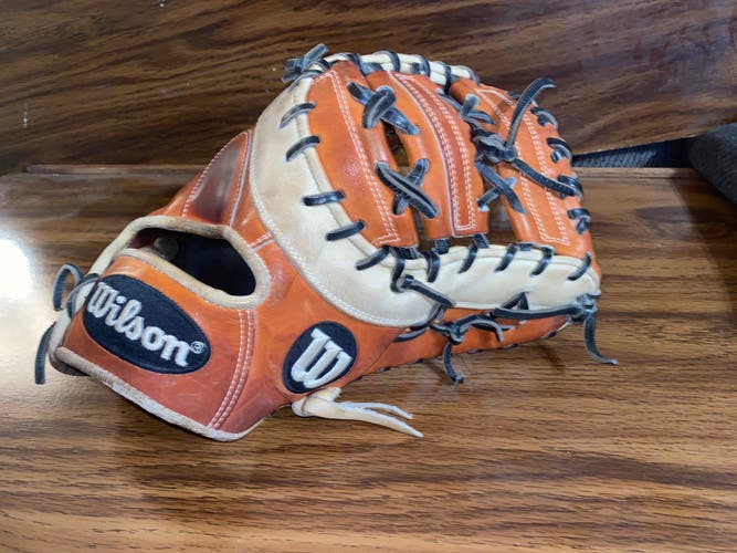 Wlison A2k First Base Mitt