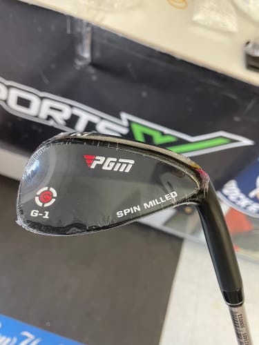 PGM 52 Degree Wedge - Black - Right Handed