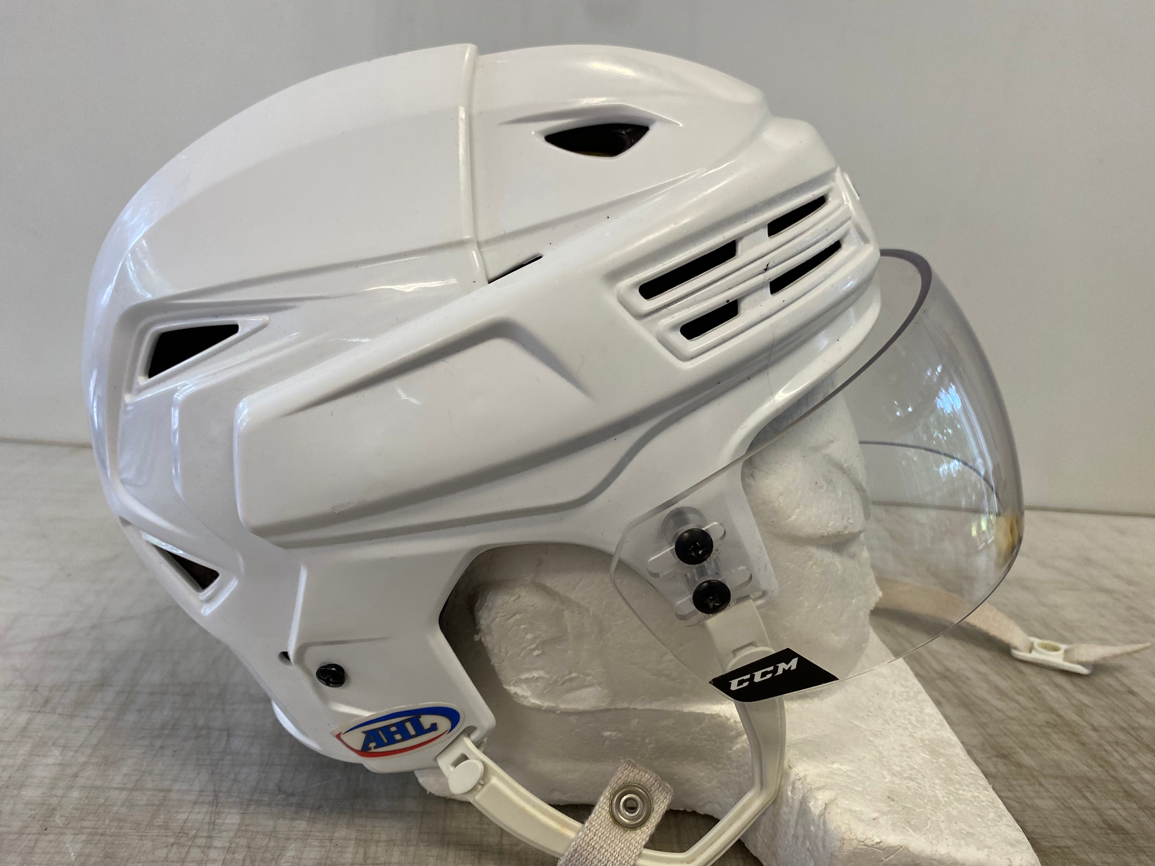 Details about   Bauer Re-Akt Pro VVN Pro Stock Hockey Helmet Small White CCM Visor 8144 