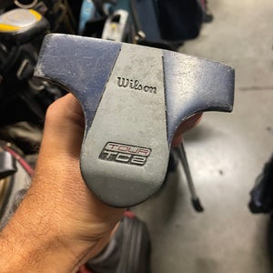 Wilson Tour TC2 Golf putter in RH
