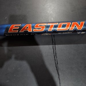 Easton Reflex fastpitch softball Bat (-11.5) 21.5 oz 33".  16" Barrel
