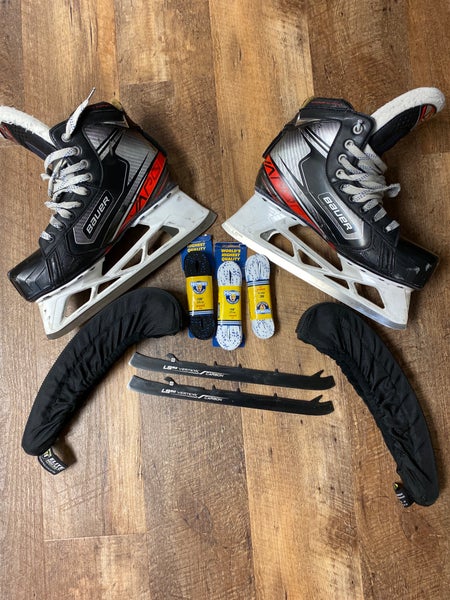 Used Bauer Regular Width Size 9.5 Vapor X2.9 Hockey Goalie Skates