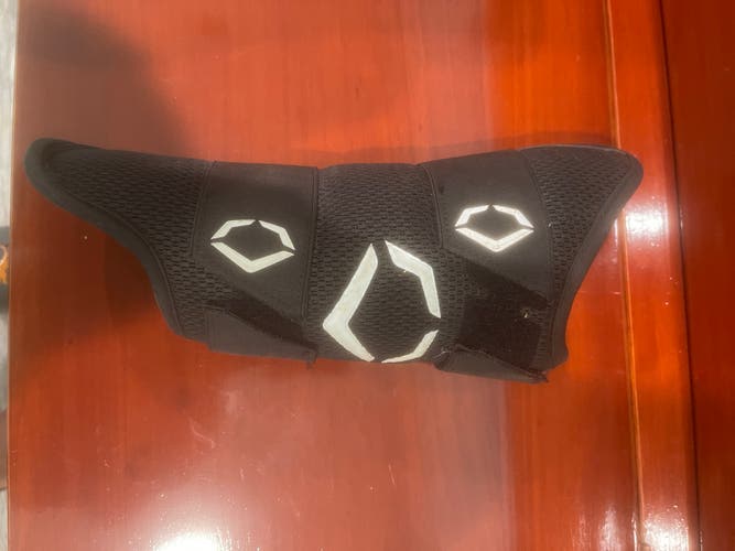 EvoShield SRZ Leg Guard Black Adult