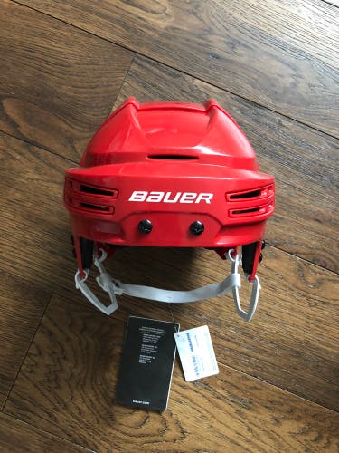 New Large Bauer Re-Akt 75 Helmet HECC THE END OF 05/ 2022