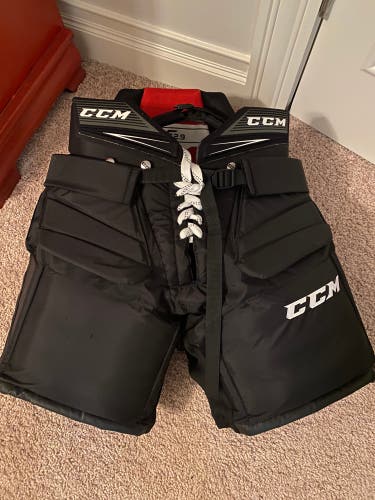 CCM e2.9 Goalie Pants Senior Small