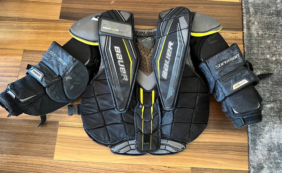 Used XL Bauer Supreme 2S Pro Goalie Chest Protector
