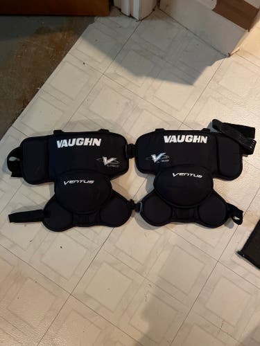 Vaughn senior Ventus LT80 knee pads