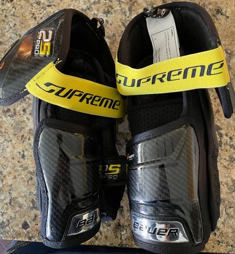 New Large Bauer Supreme 2S Pro Elbow Pads