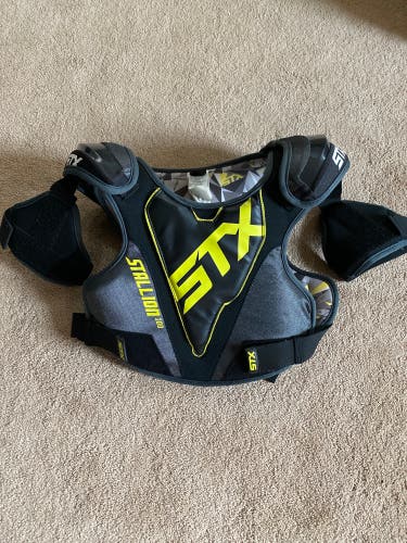 STX Stallion 100 Lacrosse Shoulder & Chest Pad