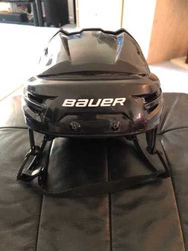 Bauer Pro Stock Hockey Black IMS 9.0 Medium Helmet
