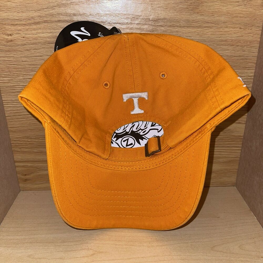 Tokyodachi Collection NCAA Mens Harajuku Snapback Hat 