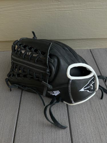 Goin Yard Outfield 13" Pro series Baseball Glove