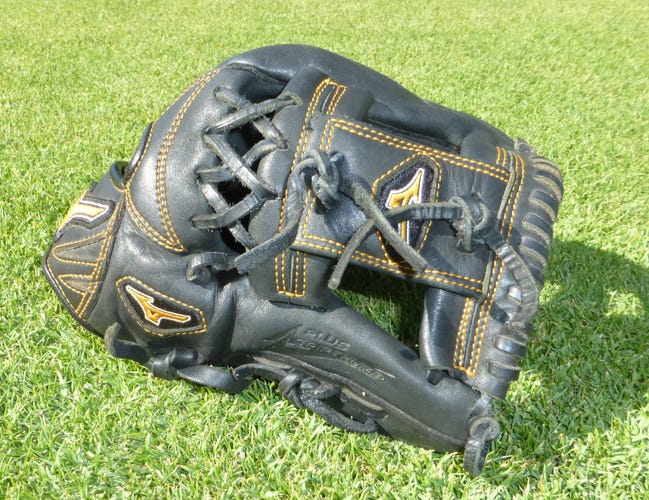 Used Mizuno Right Hand Throw Infield MVP Baseball Glove 11.25"