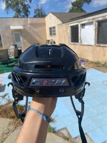 Lightly Used Medium CCM Fitlite 3DS Helmet