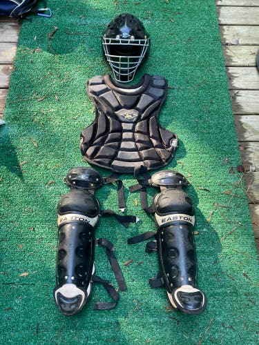 Used Youth Catcher Gear
