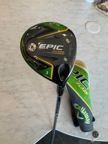 Men's Used Callaway Right Handed Epic Flash Fairway Wood Senior Flex 15 Loft