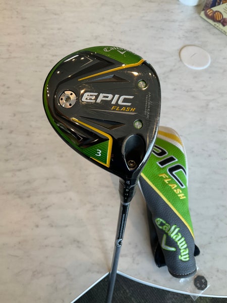 Men's Used Callaway Right Handed Epic Flash Fairway Wood Senior Flex 15 Loft