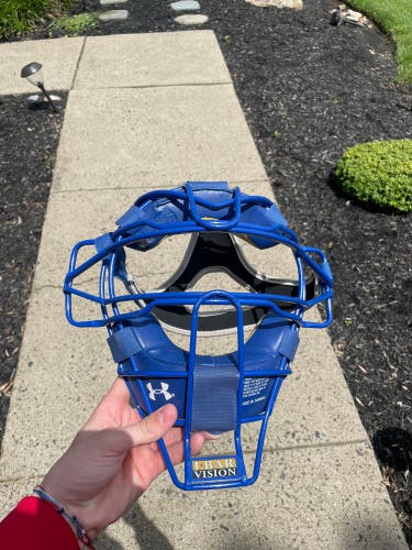 Under Armour Victory Series Catcher's Mask