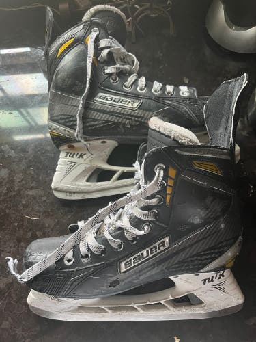 Used Bauer Regular Width  Size 7 Supreme HP Pro Hockey Skates