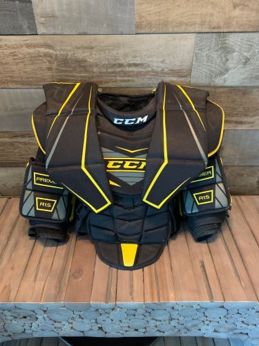 CCM Premier junior L/XL chest protector