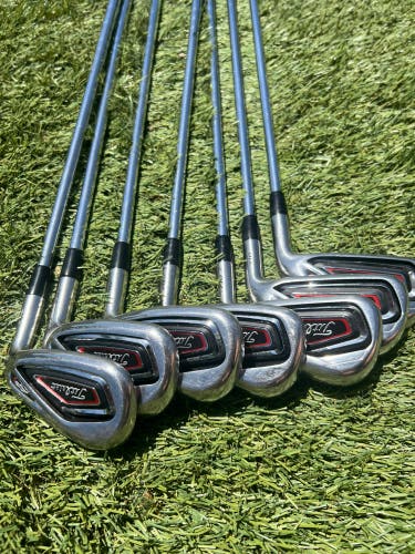 Titliest 716 AP1 Iron Set