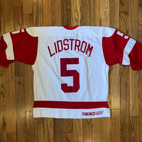 CCM Niklas Lidstrom Detroit Red Wings Jersey