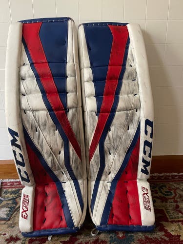35" CCM Pro Stock Extreme Flex lll Goalie Leg Pads