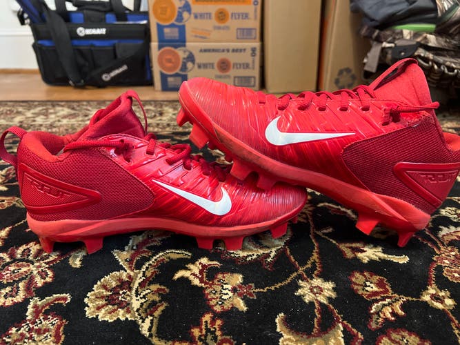 Red Used Adult Men's Size 8.0 (Women's 9.0) Molded Cleats Nike High Top Trout