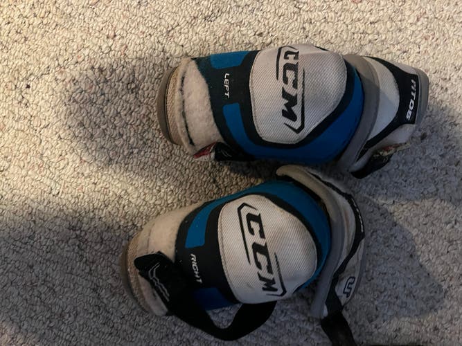 Used Small CCM  U+ CL Elbow Pads