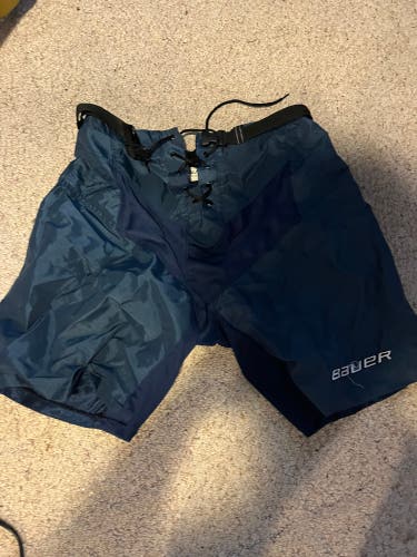 Used Large Bauer  Supreme Pant Shell