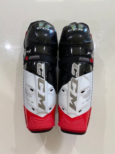 CCM JetSpeed FT4 Shin Pads