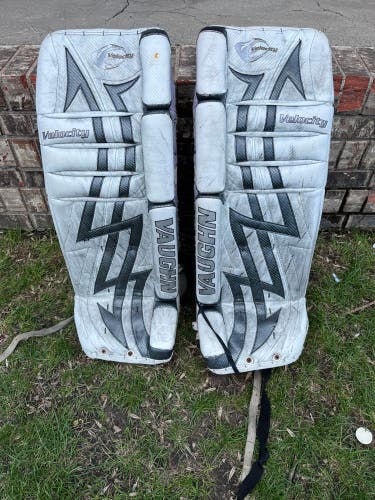 32" Vaughn Velocity V3 Goalie Leg Pads