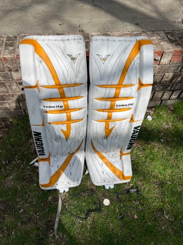 Used 33" Vaughn Velocity V5 Goalie Leg Pads