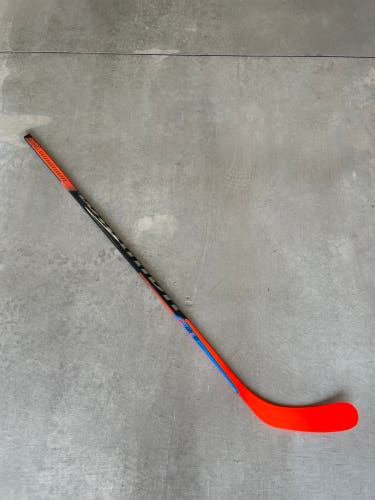 Youth Left Hand 30 Flex W03  Covert QRE10 Hockey Stick