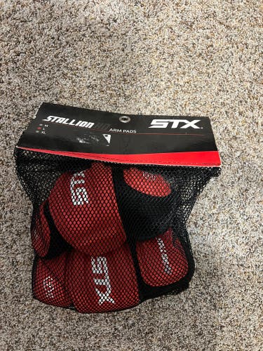 STX Red Stallion HD Arm Pads