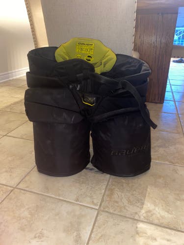 Large Bauer Supreme Pro Hockey Goalie Pants
