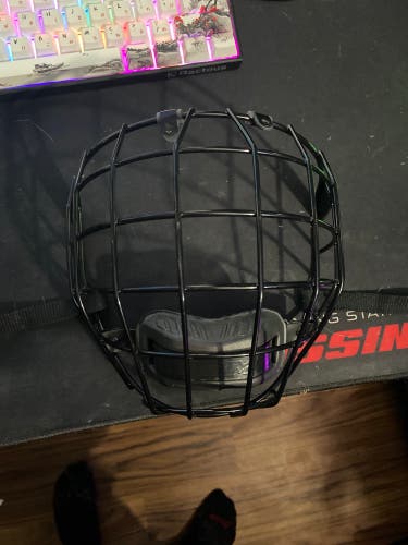 Medium CCM Full Cage FM580