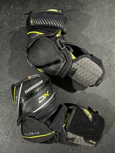 Used Small Warrior  Alpha DX Elbow Pads