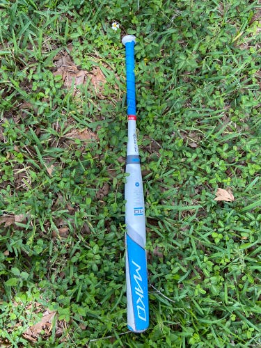 Easton Mako Fast Pitch Bat.