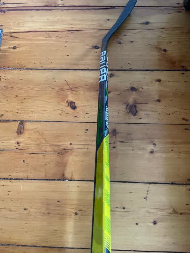Senior Right Handed P92  Supreme UltraSonic Hockey Stick