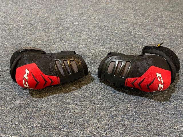 Used Medium CCM QuickLite 250 Elbow Pads