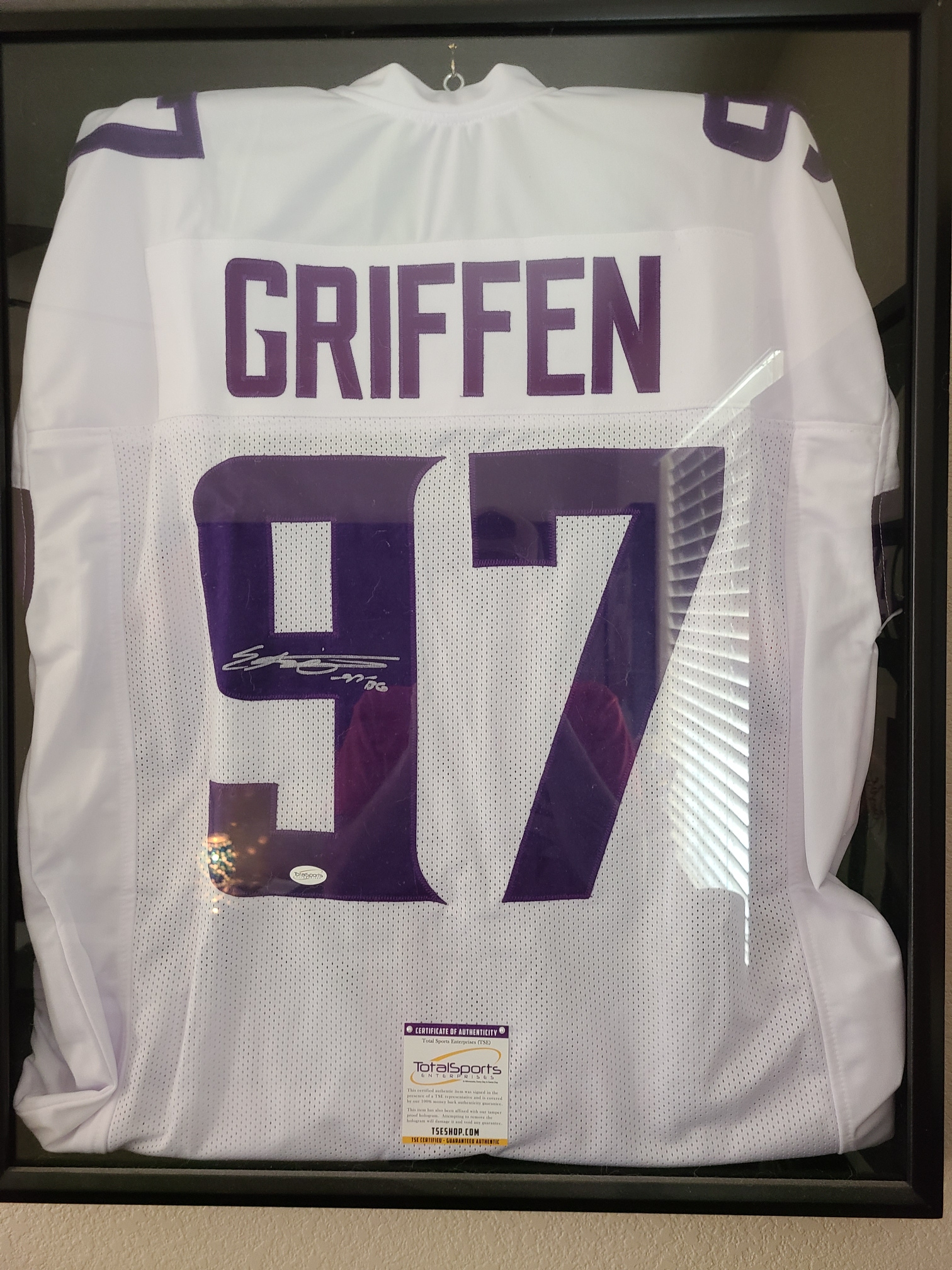 Autographed Everson Griffen Vikings jersey